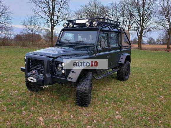Land Rover Defender 110 Crew Cab