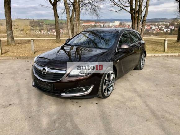 Opel Insignia 2.0 ECOTEC DI Turbo 4x4 Sports Tour.
