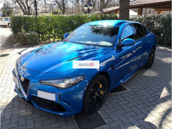 Alfa Romeo Giulia 2.9 T V6 AT8 Quadrifoglio