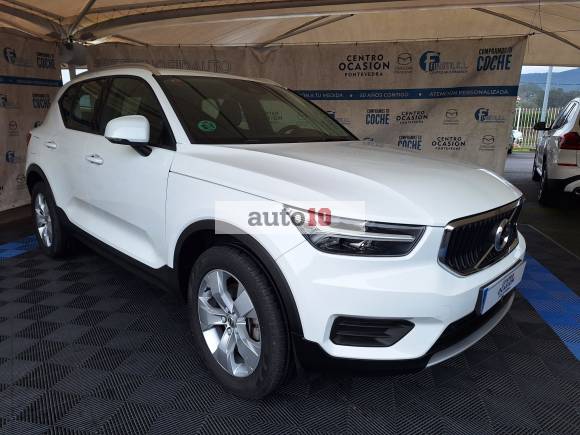 VOLVO XC40 D4 2.0 MOMENTUM 190CV AWD AT8 5P