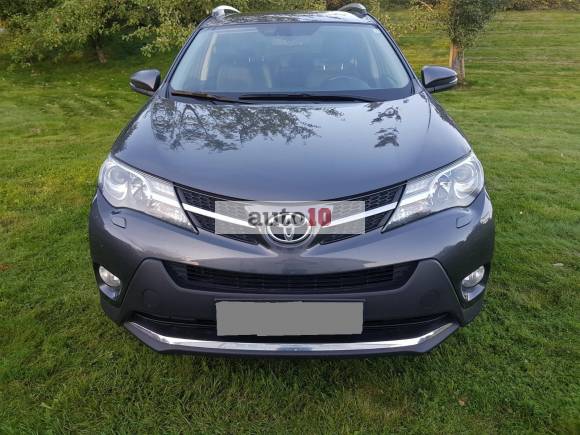 Toyota RAV4,2.2-150 D-CAT 4WD 2016, 140800 km,