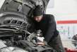 Bricolaje fácil: cosas que puedes hacer tú mismo en el coche aunque no seas mecánico