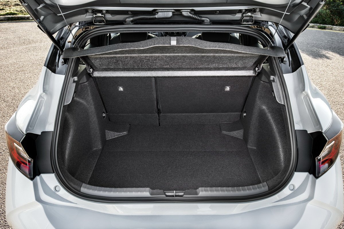 Contacto nuevo Toyota Corolla: más y mejor, pero solo híbrido