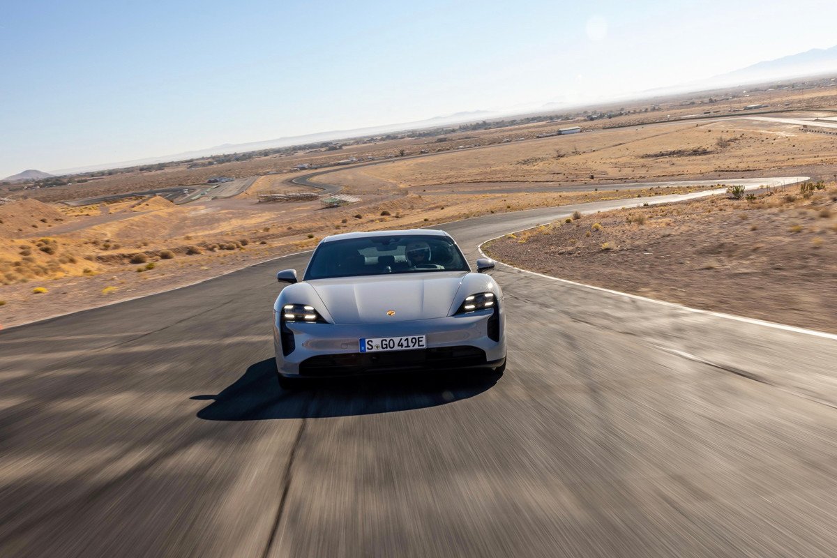 Novedades en el Porsche Taycan: una nueva carrocería Sport Turismo y la versión GTS