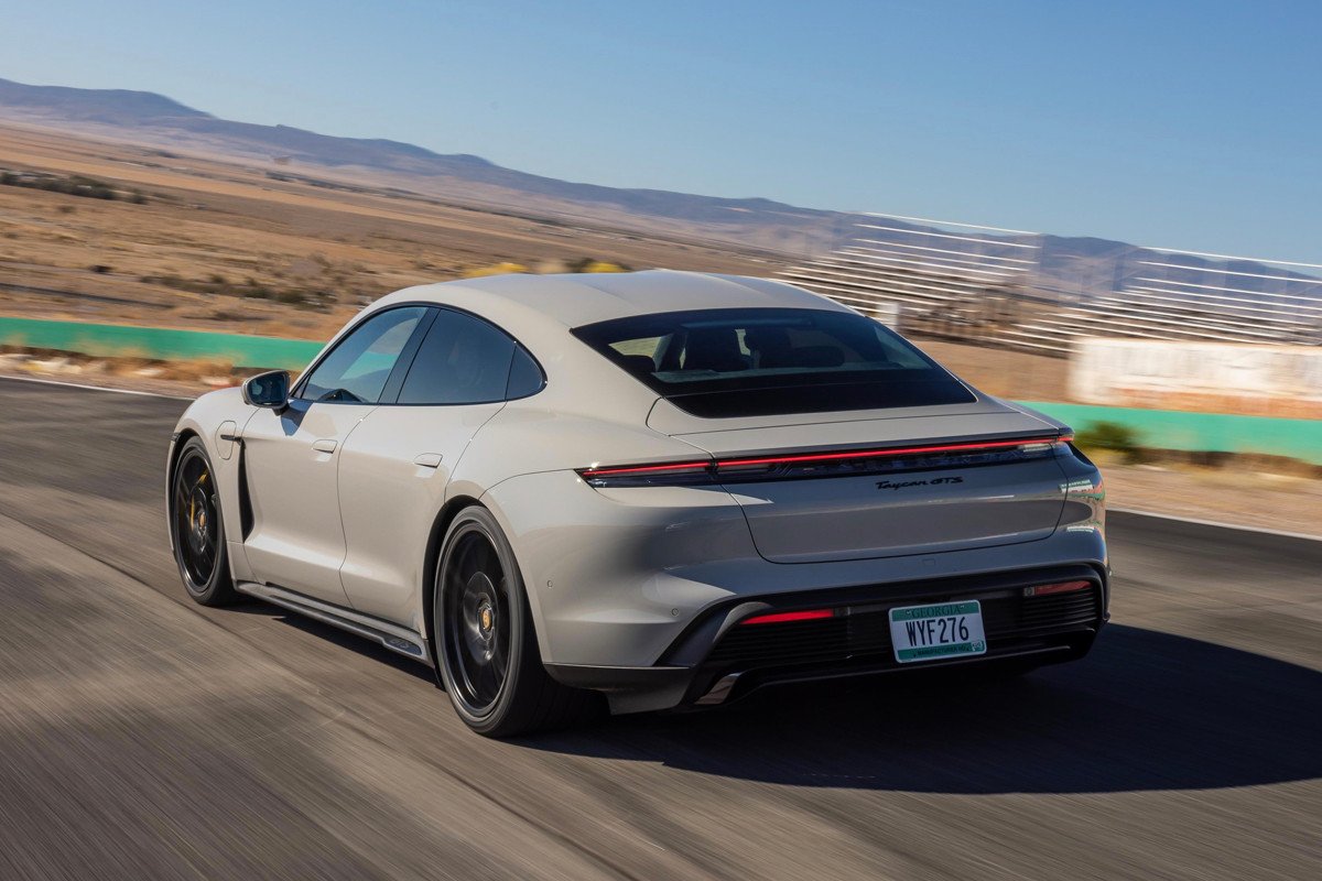 Novedades en el Porsche Taycan: una nueva carrocería Sport Turismo y la versión GTS