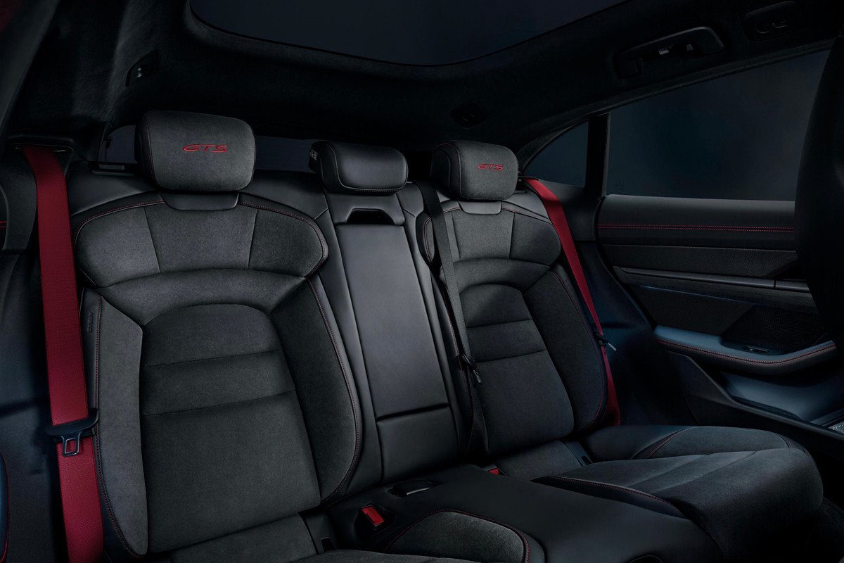 Novedades en el Porsche Taycan: una nueva carrocería Sport Turismo y la versión GTS