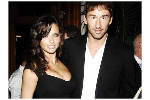Kia y Adriana Lima en la Super Bowl