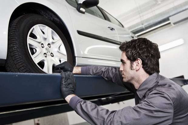 10 cosas qué hay que revisar un coche de empresa y cuándo hacerlo