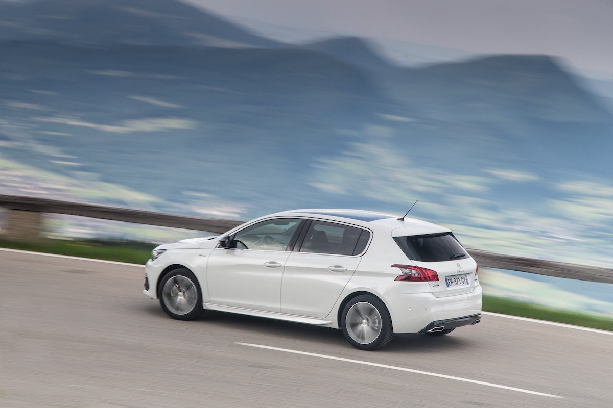 Nuevo Peugeot 308: Vídeos de humor con sus tecnologías de seguridad