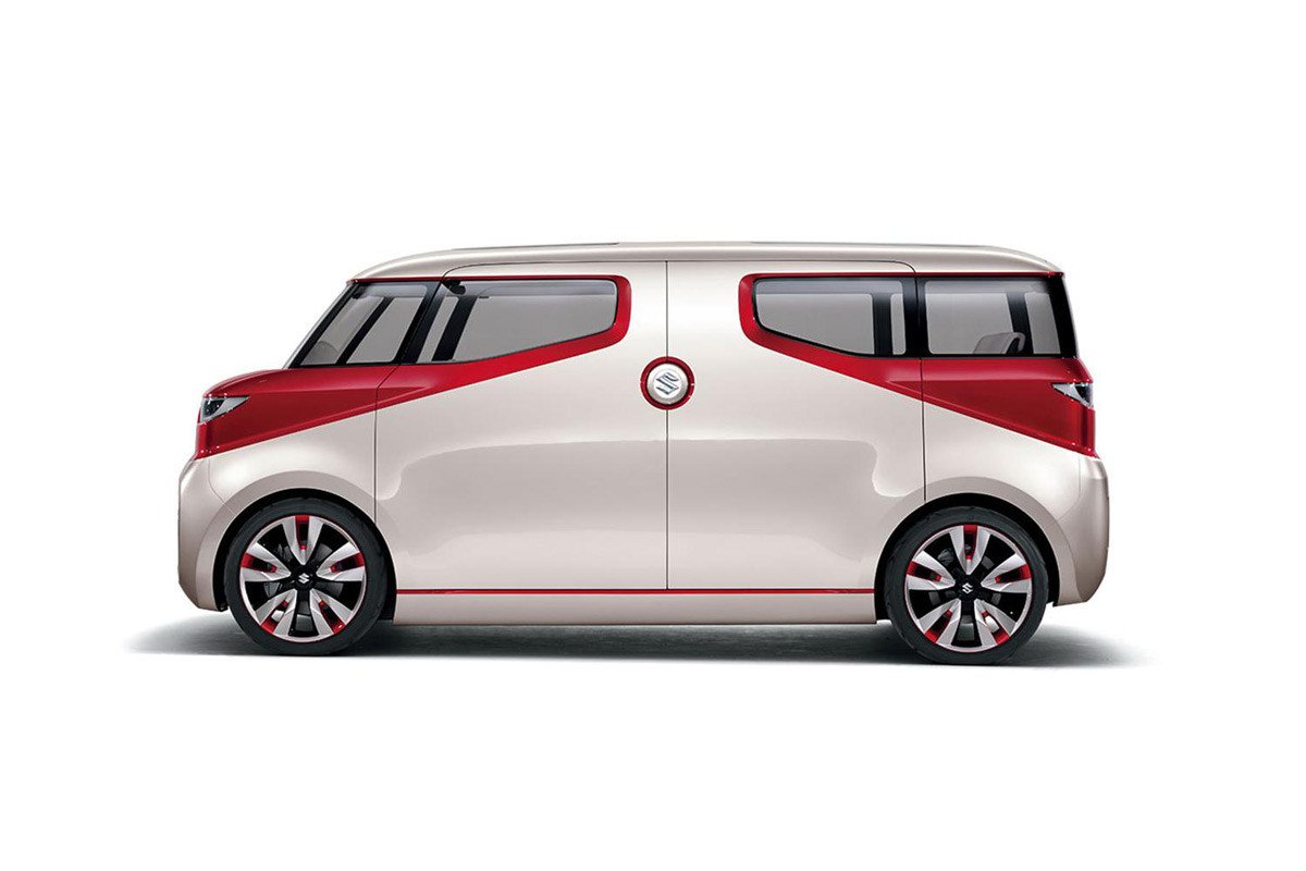 Suzuki prepara tres prototipos para el Salón de Tokio 2015