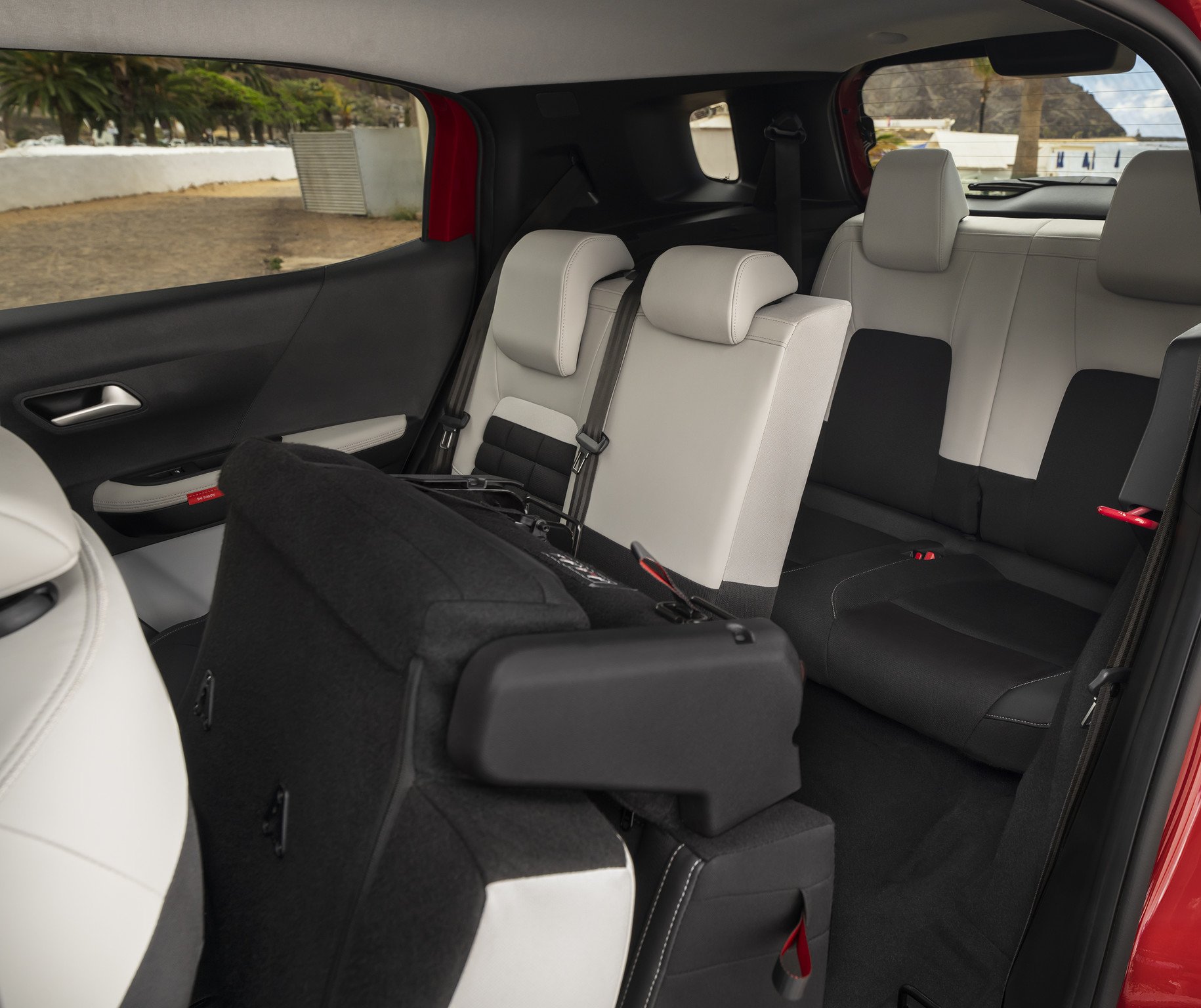 Guía de compra Citroën C3 Aircross: Un SUV 7 plazas gasolina, híbrido o eléctrico