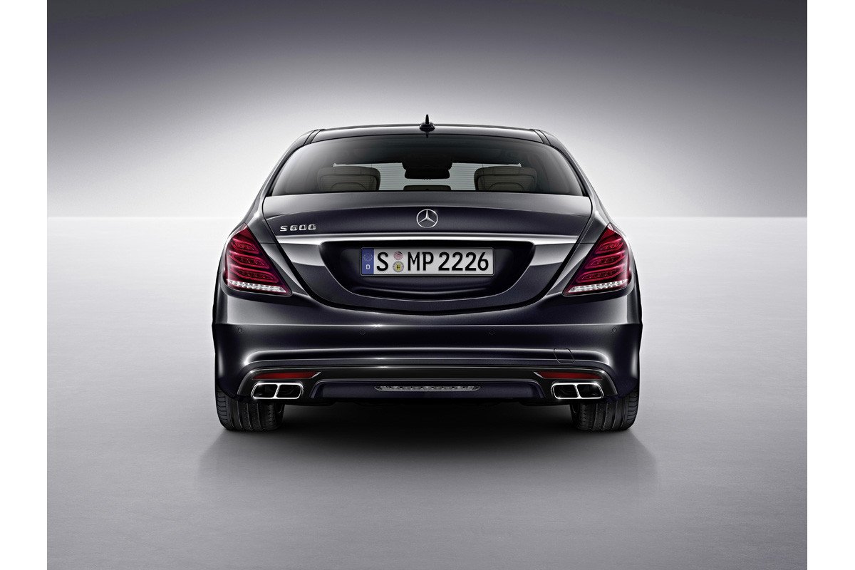 Mercedes S 600: larga vida al V12
