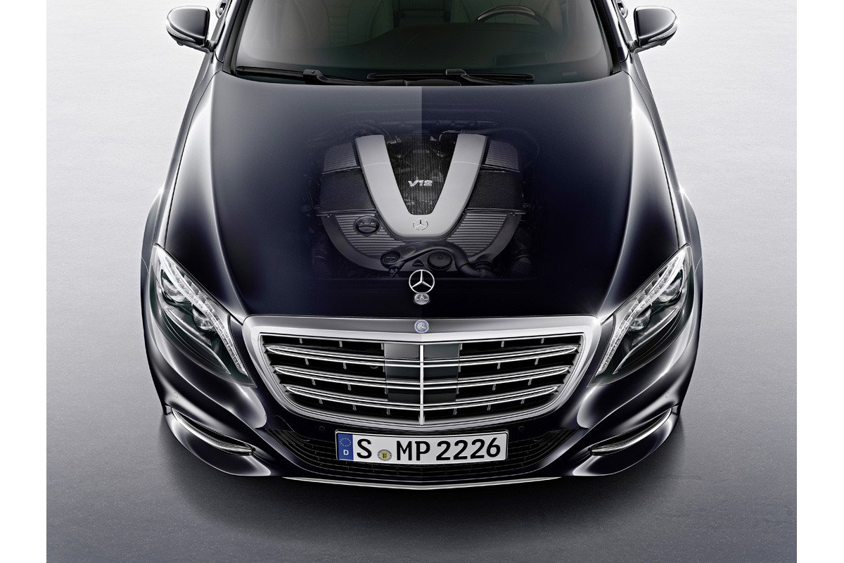 Mercedes S 600: larga vida al V12