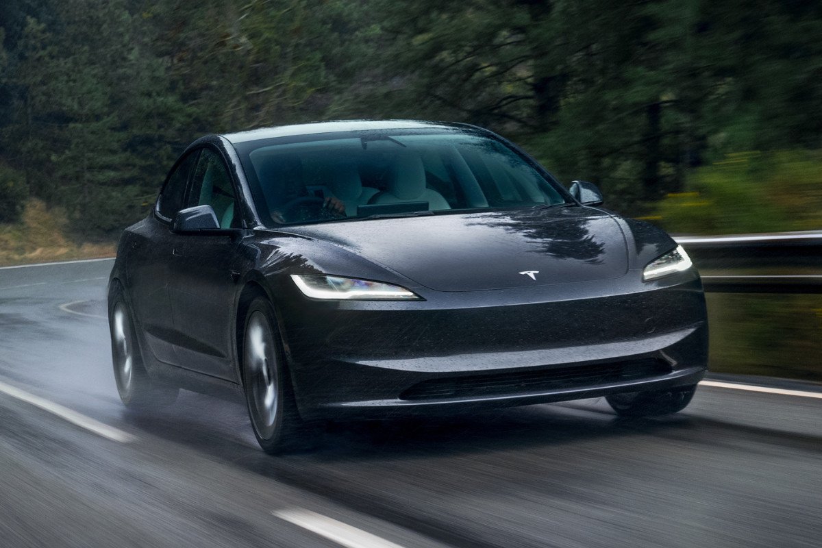 Tesla-Model-3