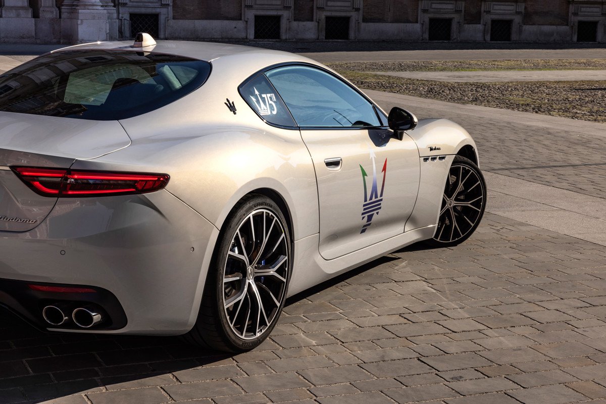 El Maserati GranTurismo también tendrá un motor de gasolina: primeras imágenes
