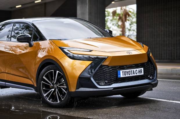 Toyota C-HR Spirit: más equipamiento y opciones de personalización en el SUV superventas