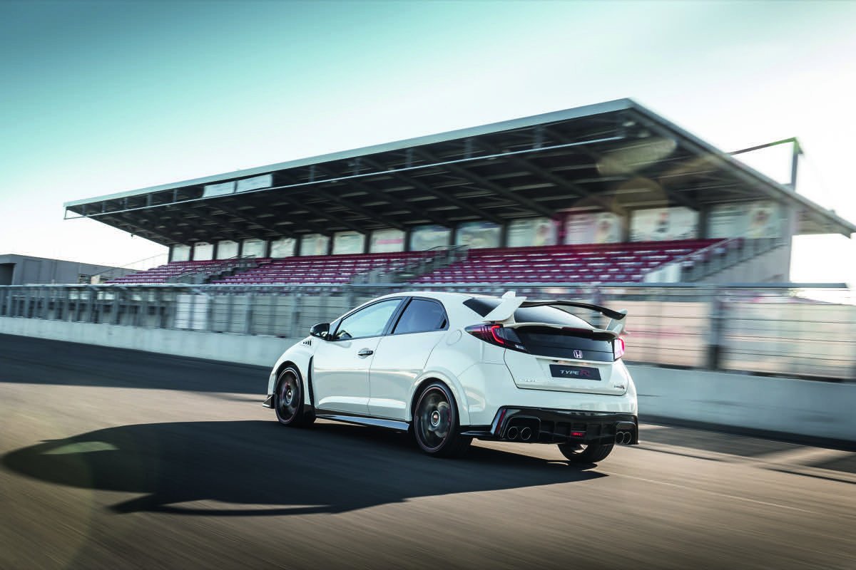 Probamos el nuevo Honda Civic Type R en el circuito de Slovakia Ring