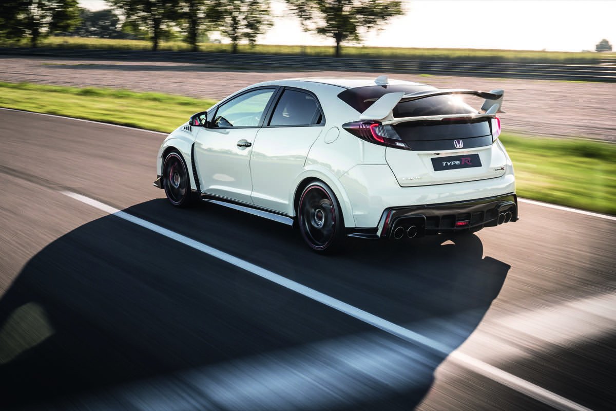 Probamos el nuevo Honda Civic Type R en el circuito de Slovakia Ring