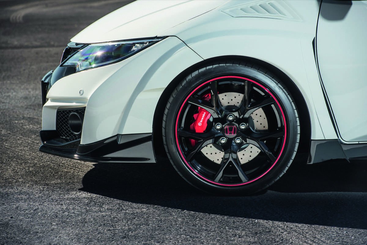Probamos el nuevo Honda Civic Type R en el circuito de Slovakia Ring
