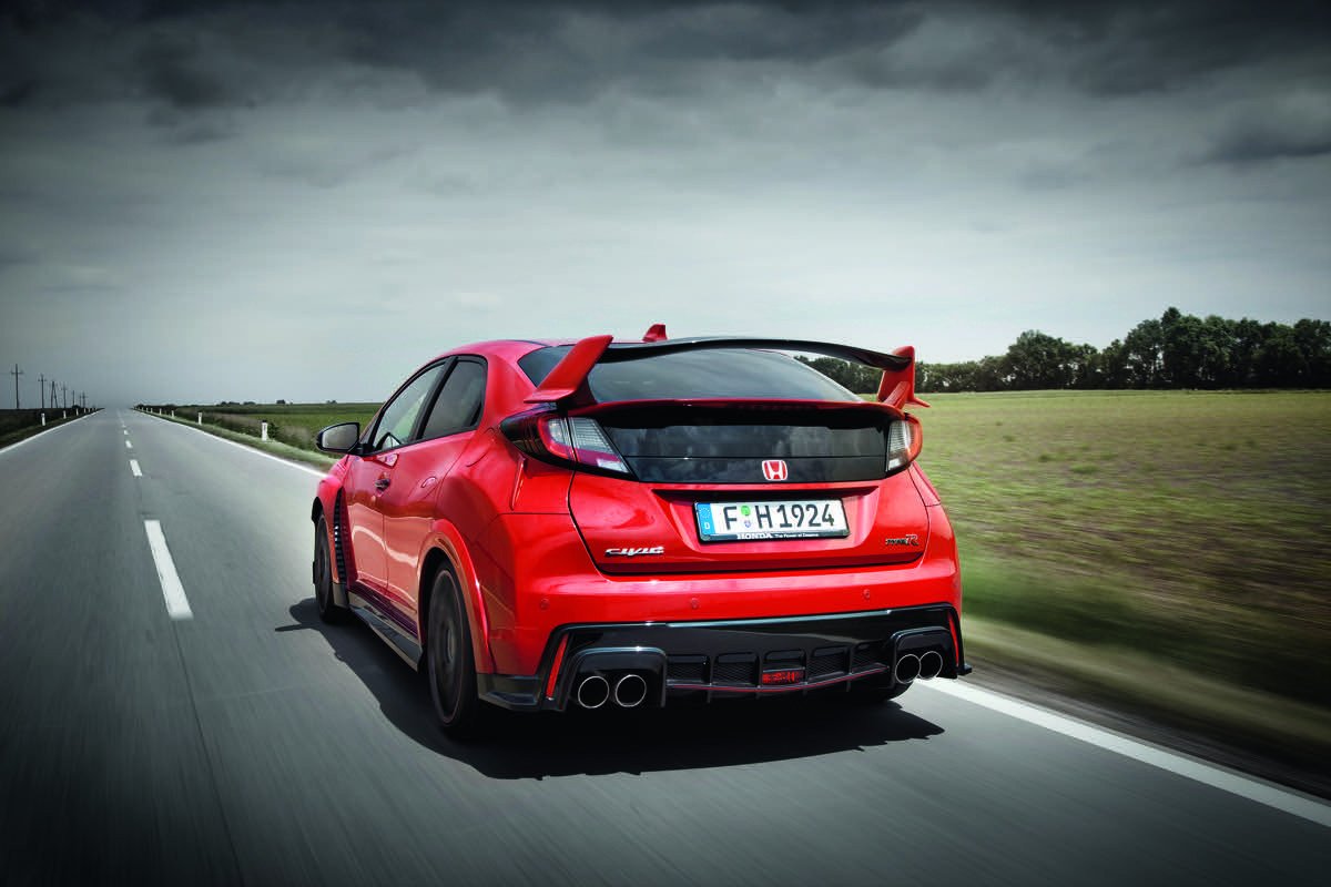 Probamos el nuevo Honda Civic Type R en el circuito de Slovakia Ring