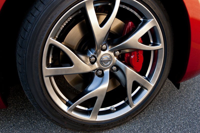 Nuevos Coches: Nissan 370Z, lavado de cara para 2013