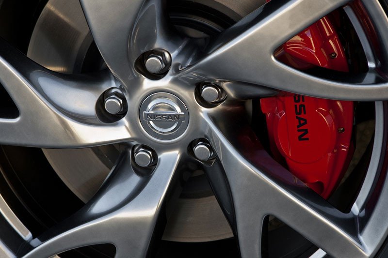 Nuevos Coches: Nissan 370Z, lavado de cara para 2013