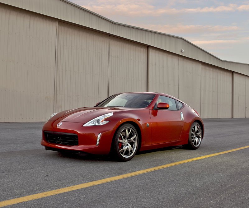 Nuevos Coches: Nissan 370Z, lavado de cara para 2013