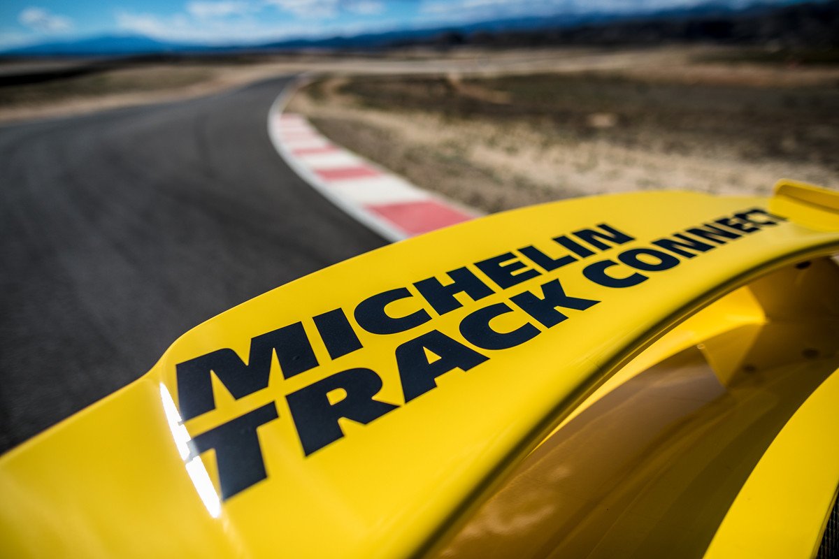 Michelin lanza el primer neumático conectado con tu móvil