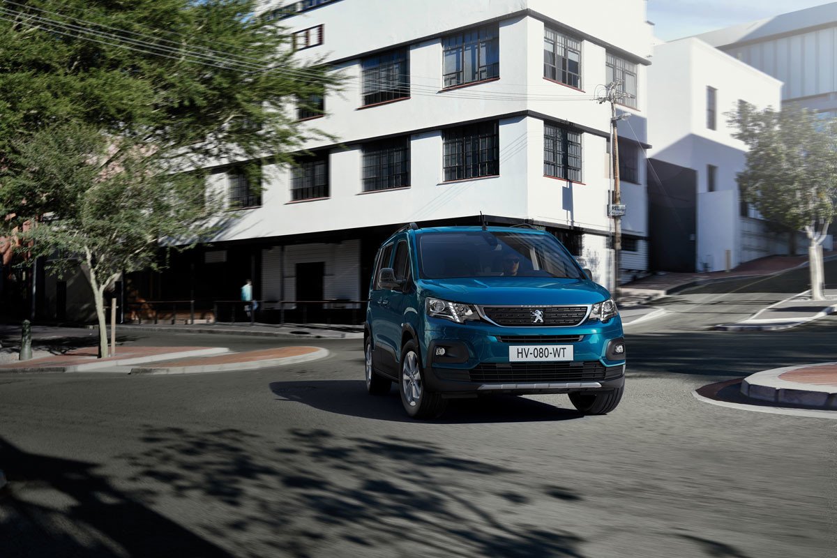 Nuevo Peugeot e-Rifter: todos los detalles del monovolumen eléctrico