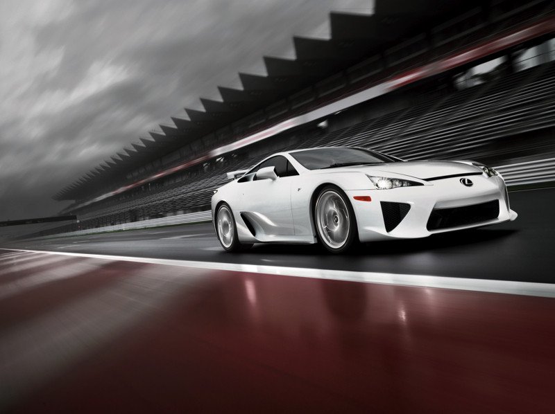 Prueba de velocidad con el Lexus LFA