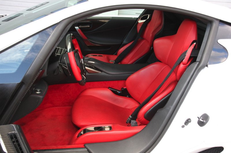 Prueba de velocidad con el Lexus LFA