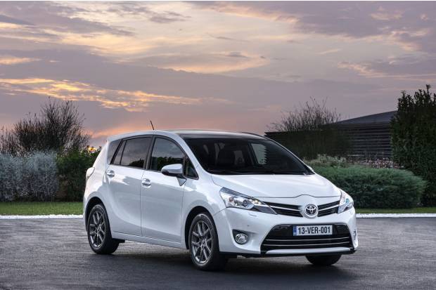 El Toyota Verso incorpora una nueva línea de accesorios
