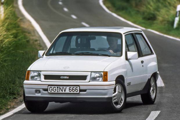 Historia del Opel Corsa GSi: repaso de sus cinco generaciones