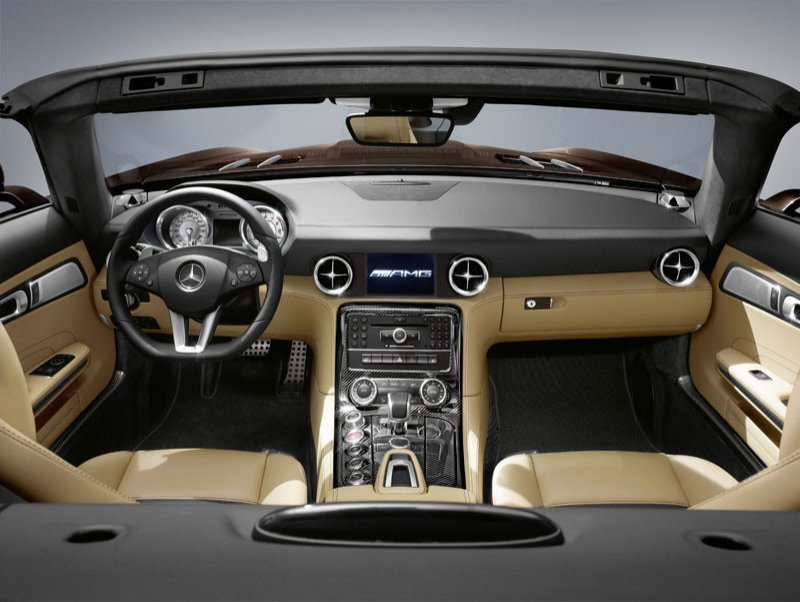 Mercedes SLS AMG Roadster, vuela sin alas