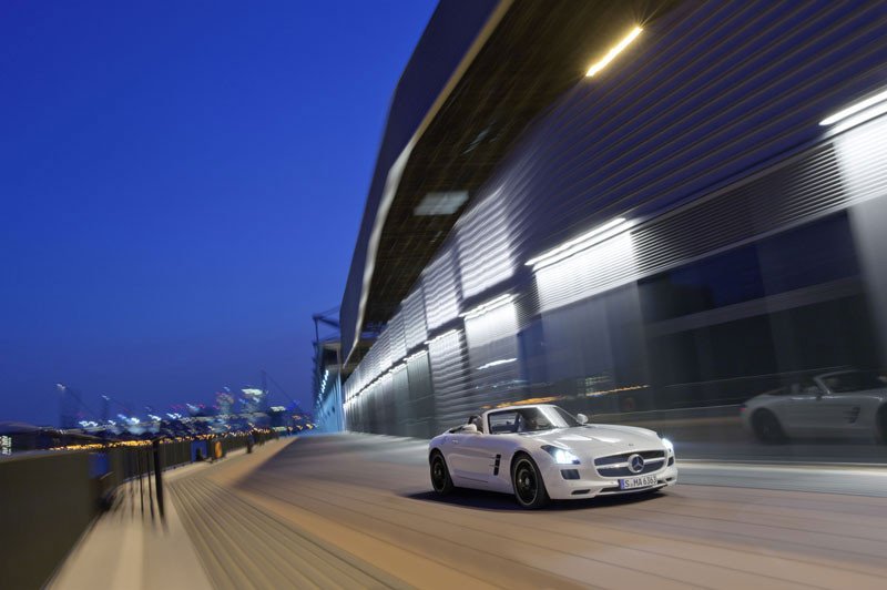 Mercedes SLS AMG Roadster, vuela sin alas