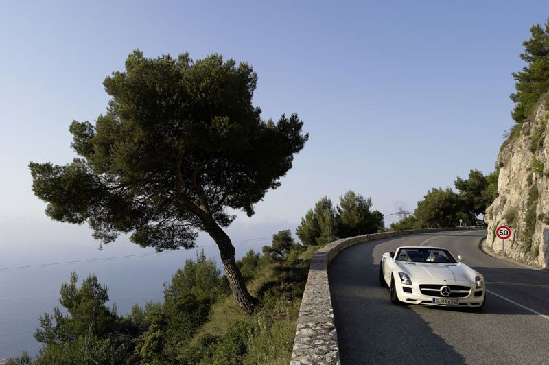 Mercedes SLS AMG Roadster, vuela sin alas