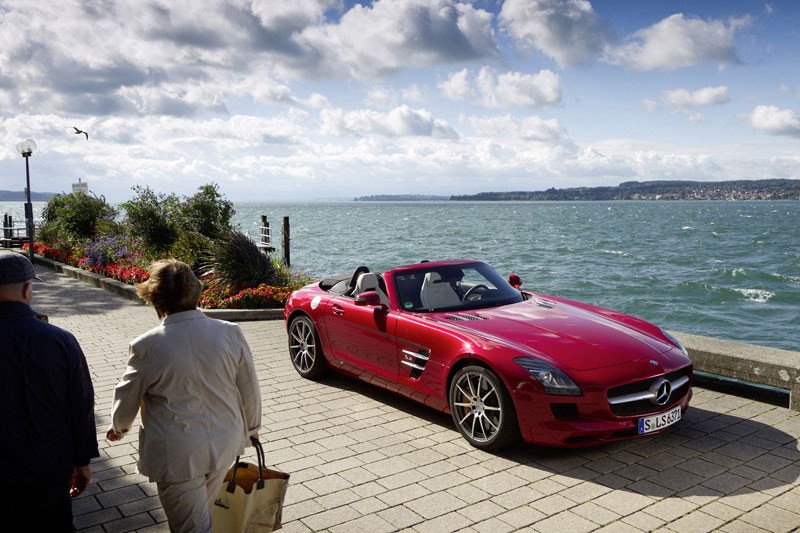 Mercedes SLS AMG Roadster, vuela sin alas