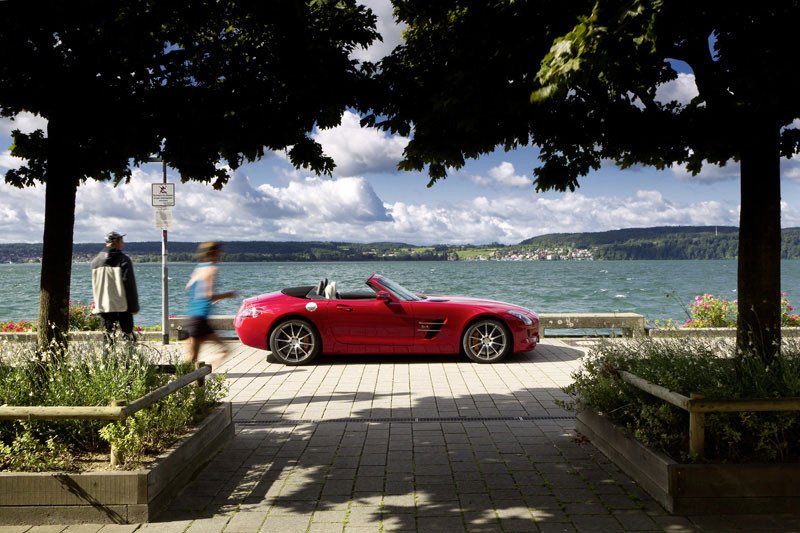 Mercedes SLS AMG Roadster, vuela sin alas
