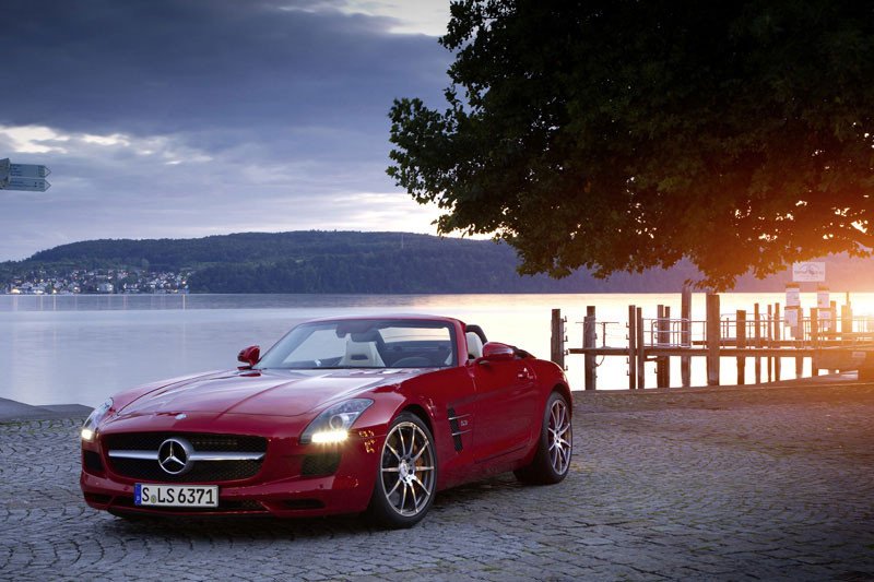 Mercedes SLS AMG Roadster, vuela sin alas