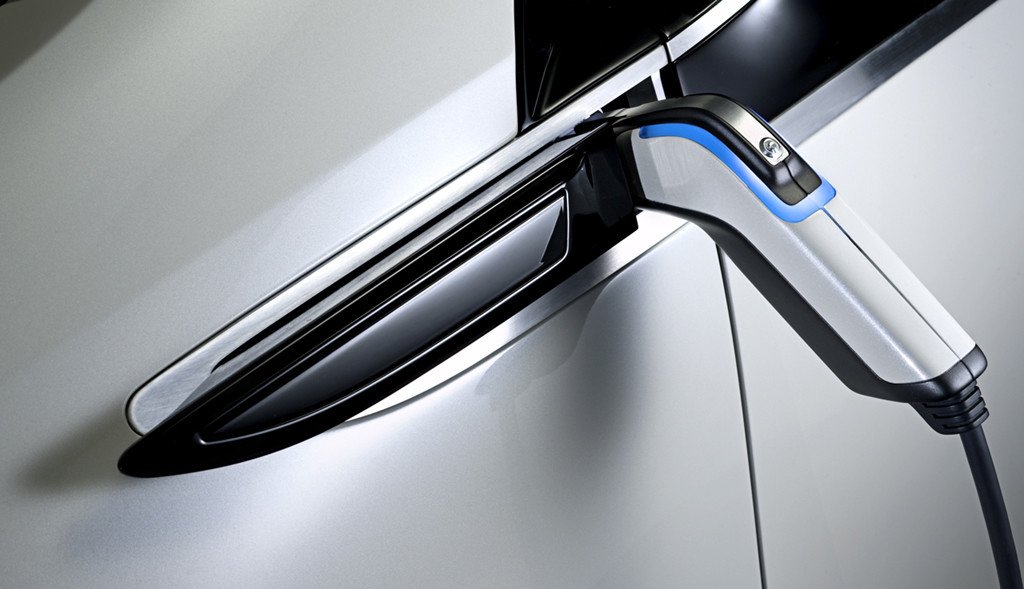 Opel Ampera: Un híbrido “al revés”