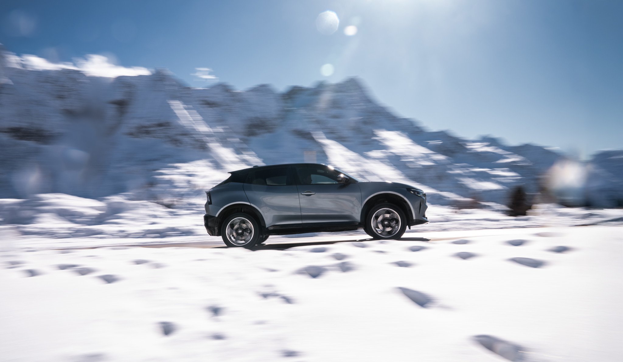 Alfa Romeo Junior Lateral Nieve