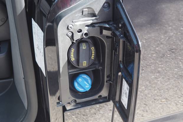 No revisar el AdBlue de tu coche te podría costar 2.000 euros en una avería