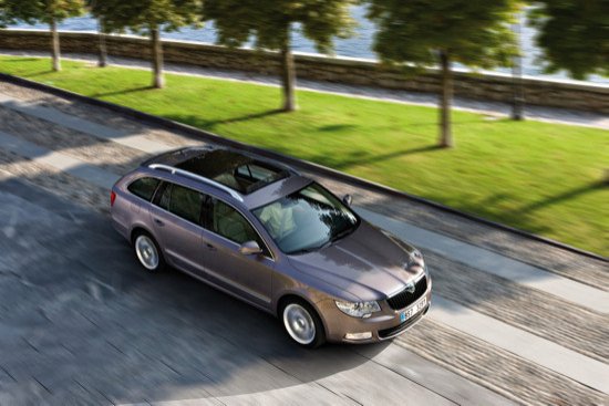 Comprar coche: Skoda Superb Limited Edition, mucho coche por poco precio