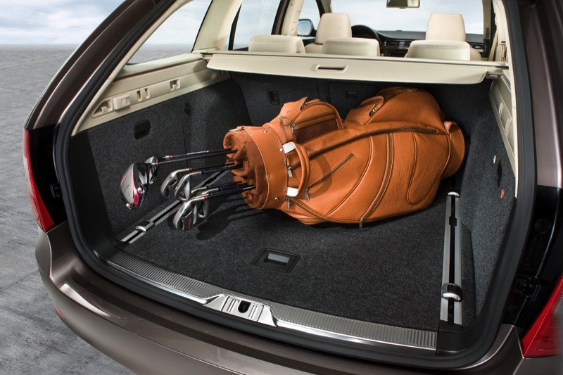 Comprar coche: Skoda Superb Limited Edition, mucho coche por poco precio