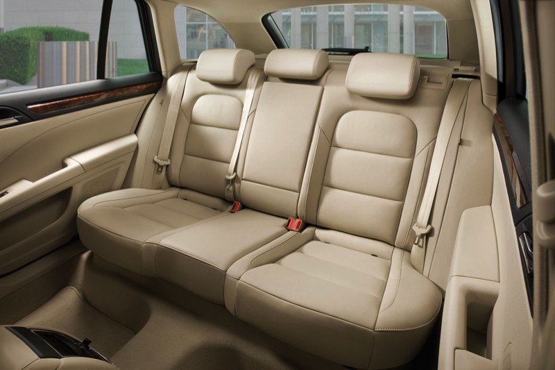 Comprar coche: Skoda Superb Limited Edition, mucho coche por poco precio