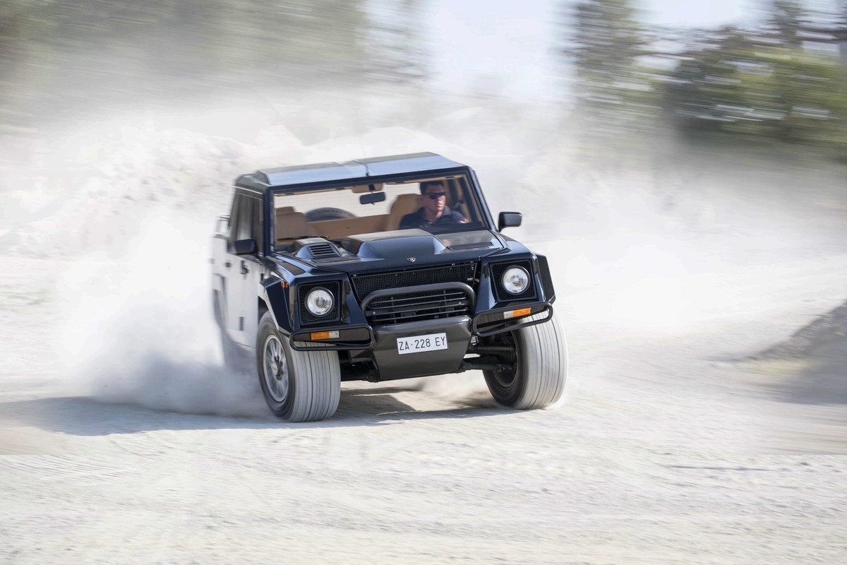 Lamborghini LM002: antes del Urus Lamborghini ya tuvo un SUV