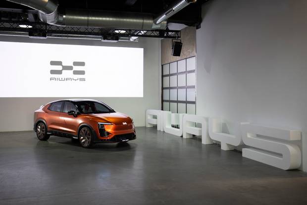 Aiways llega a España y presenta el nuevo U6