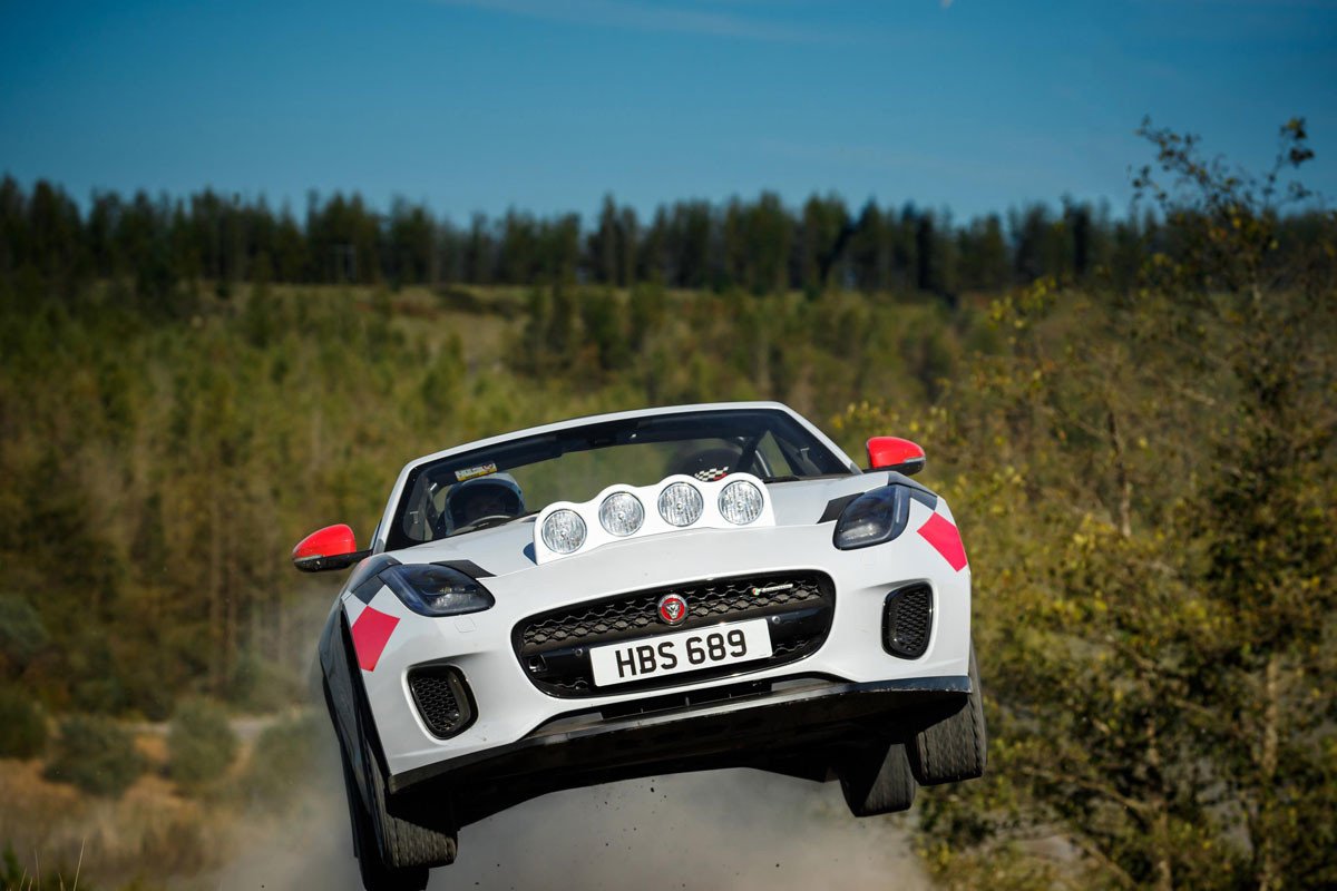 Jaguar crea un F-TYPE de rally para rendir homenaje al XK 120