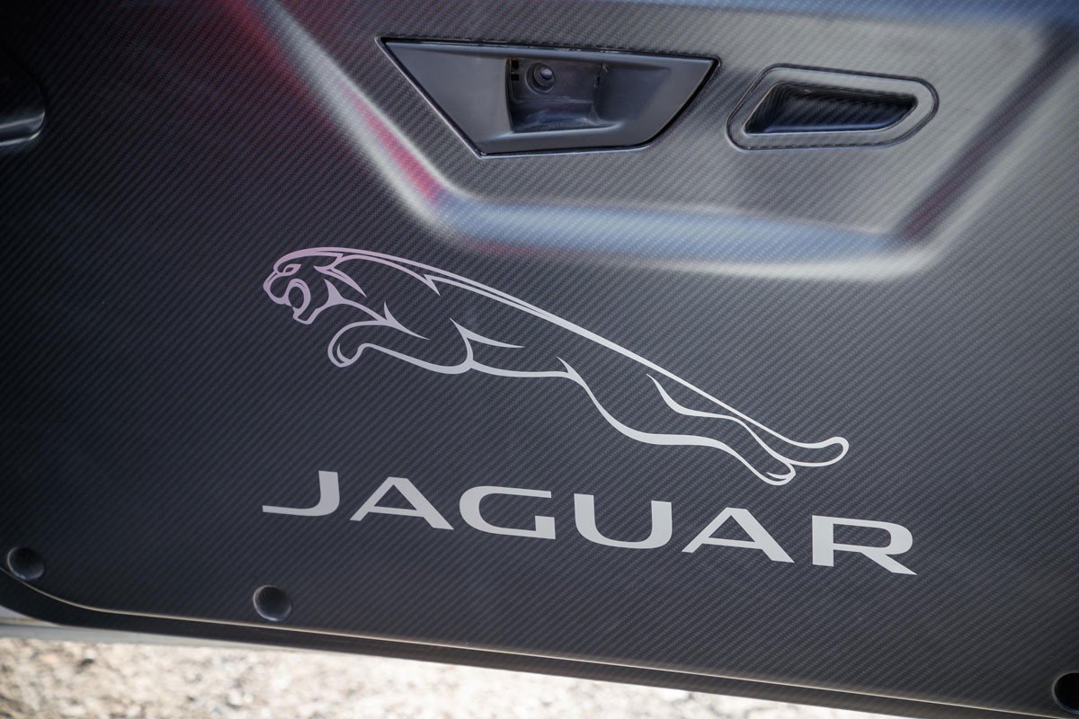 Jaguar crea un F-TYPE de rally para rendir homenaje al XK 120