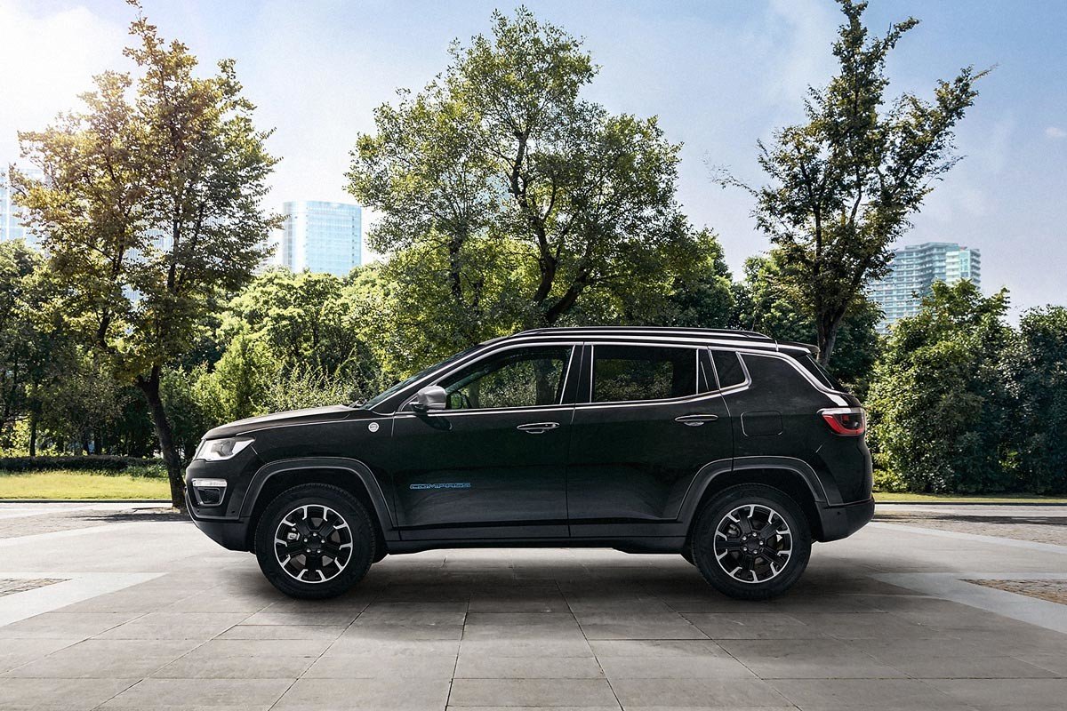 Así serán las First Edition para los Jeep Renegade y Compass 4xe híbridos enchufables